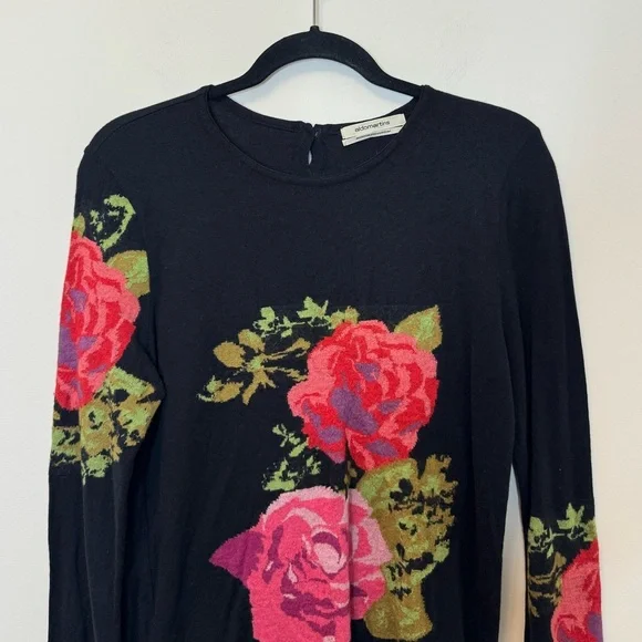 Aldo Martins Black Top with Pink Floral Design - Picture 3 of 5